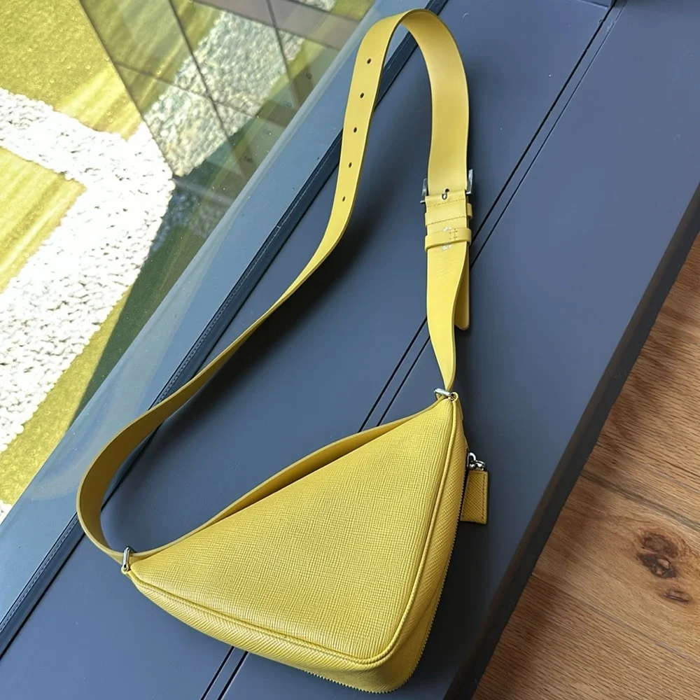 💯 PRADA - Picture 4 of 5